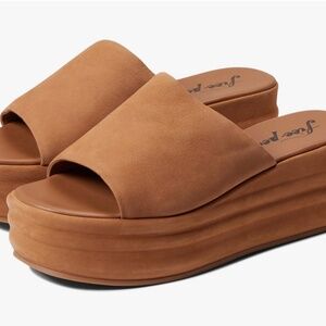Harbor Platform Free People tan size 39